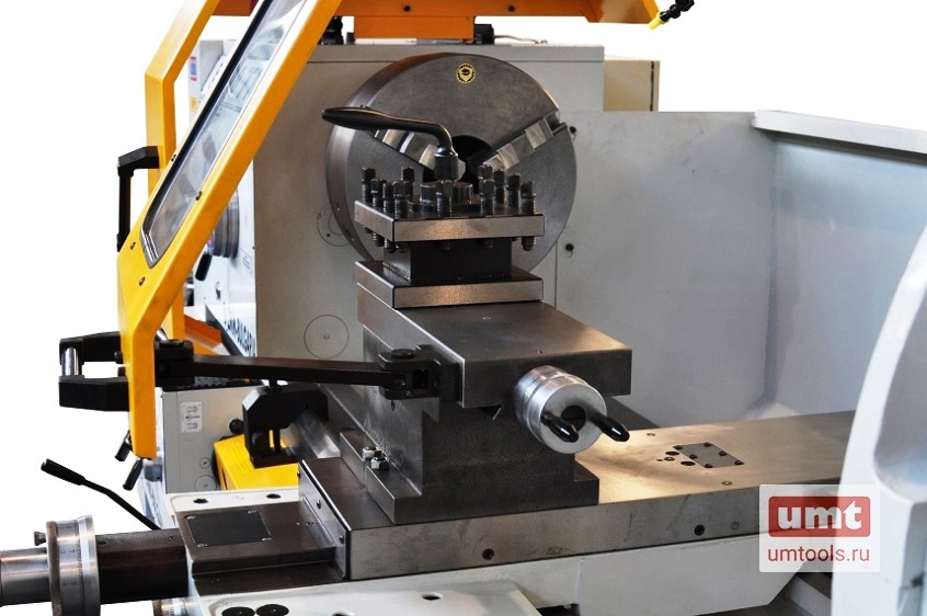 Универсальный токарно-винторезный станок Zmm Bulgaria Sliven C10TMS