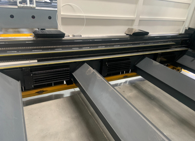 Оптоволоконная установка лазерного раскроя IRONMAC 6020E-EP 20000W