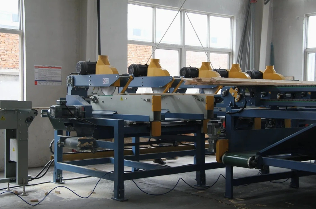 Проходной торцовочный станок CROSS CUT PROFI