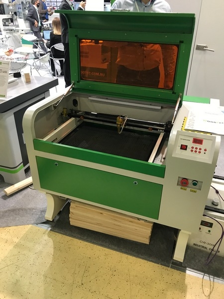 Лазерно-гравировальный станок с чпу WoodTec WL 6040 M2 60W ECO