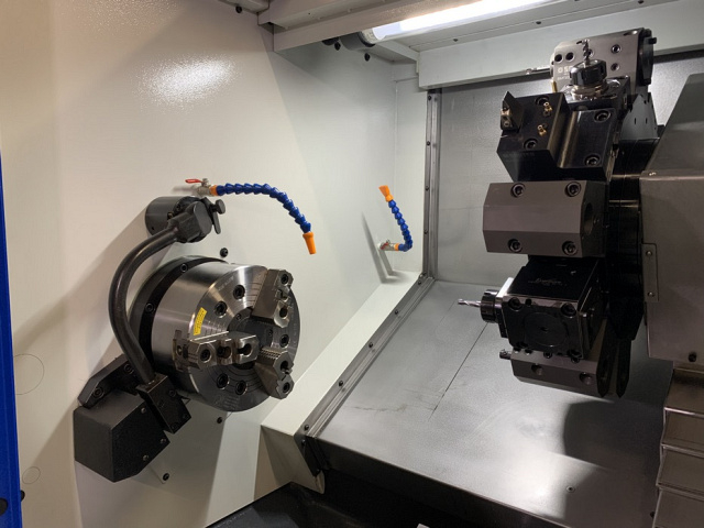 Токарный обрабатывающий центр SPECTR TC-200M