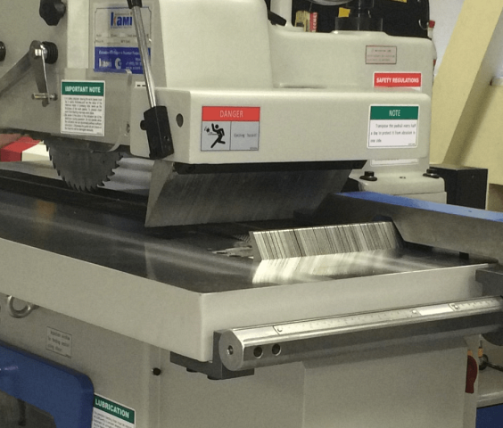 Круглопильный (прирезной) станок с автоподачей QUADRO MJ 153i