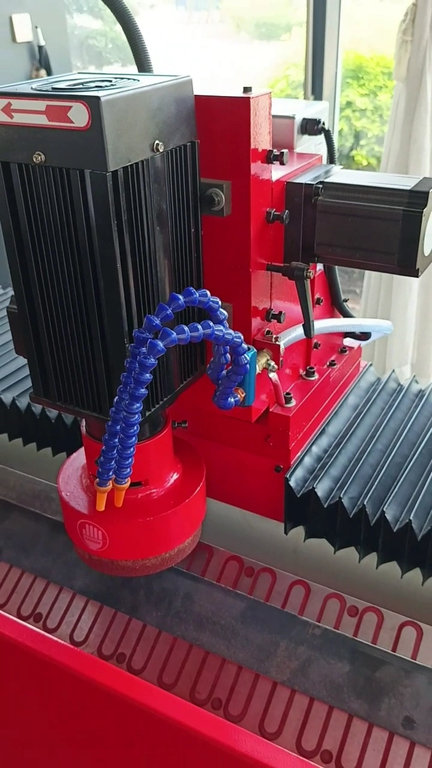 Заточной станок с ЧПУ с магнитной плитой для дробильных и лущильных ножей ISM-АC