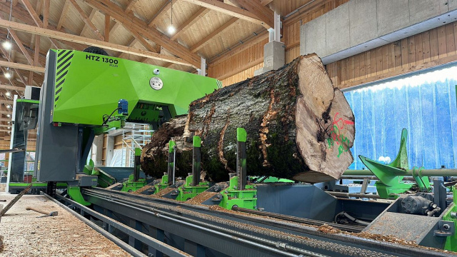 Широколенточная пилорама Mebor HTZ 1300 PLUS