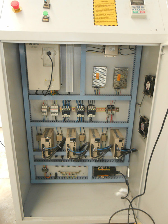 Фрезерно-гравировальный станок с чпу WoodTec HA 1325