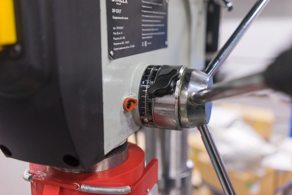 Станок сверлильный STALEX DP-32F/T (DP51020F/T)