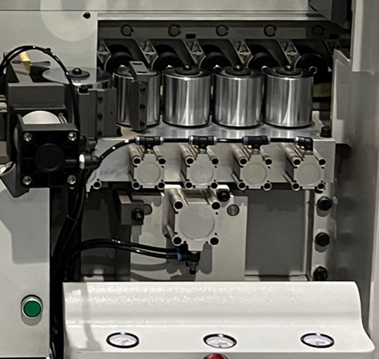 Двухсторонний автоматический кромкооблицовочный станок KDT KE-2468JHSKCAD