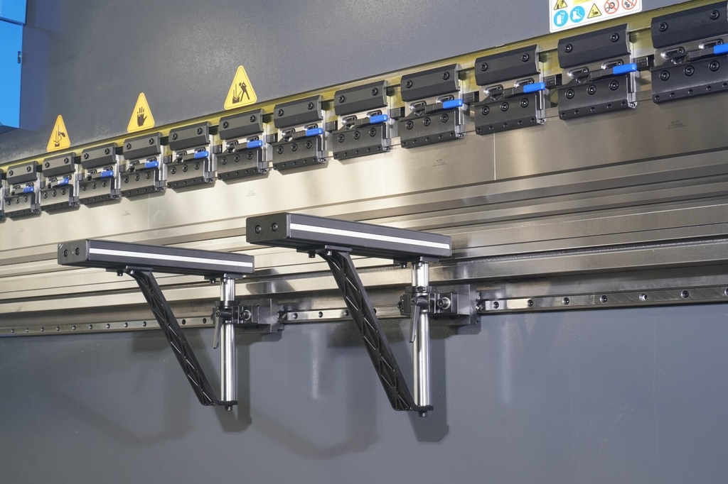 Листогибочный пресс MetalTec HBС 135/3200 4+1 ЧПУ МТ-15