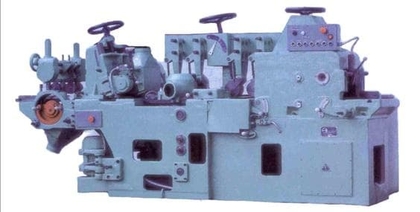 Четырехсторонний строгальный станок С 26-2Н, С 26-5 - (шп. 4, макс. сечение 260*125 мм, m = 3265  кг)