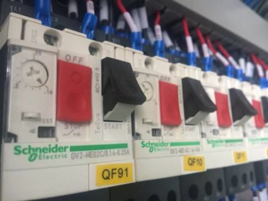 Четырехсторонний продольно-фрезерный станок 633RL