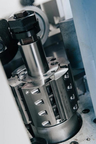 Четырехсторонний продольно-фрезерный станок QUADRO 418