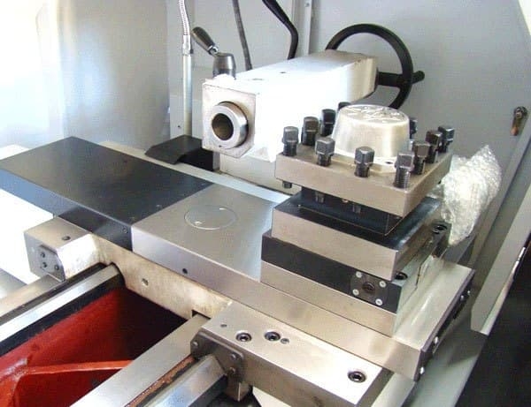 Токарный станок с ЧПУ Dmtg CKS500/2000