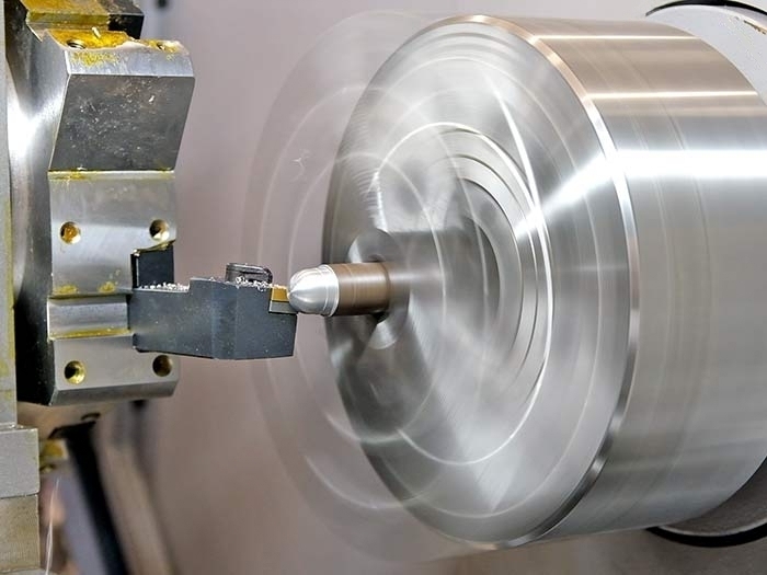 Токарный станок CK6140/1000 с плоской станиной с ЧПУ Siemens 808D