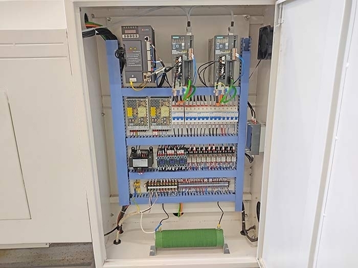 Токарный станок CK6140/1000 с плоской станиной с ЧПУ Siemens 808D