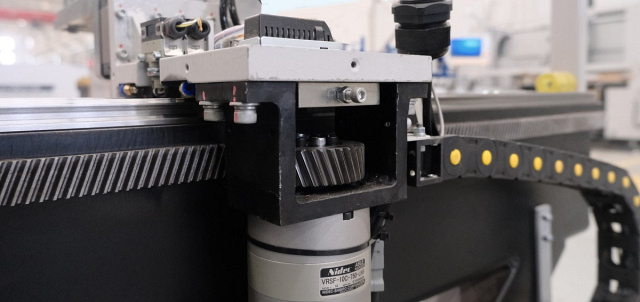 Автоматический сверлильно-присадочный центр с ЧПУ Beaver SWIFT MEGA 4HE