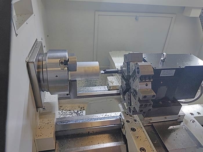 Токарный станок с ЧПУ Siemens 808D CK6150/750 с плоской станиной