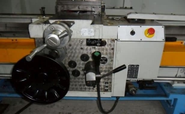 Универсальный токарный станок ZMM Sliven CU1250/5000