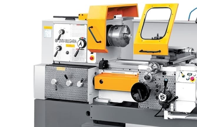 Универсальный токарный станок ZMM Sliven CU400MRD/1000