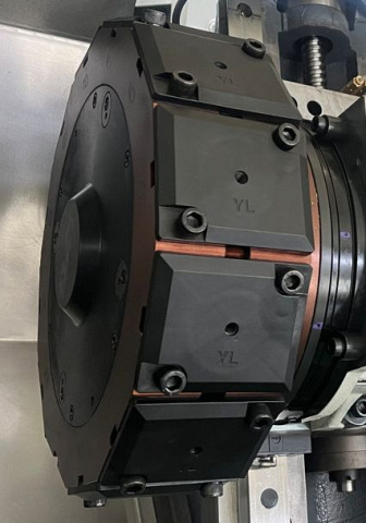 Токарный станок с наклонной станиной KTH 60/600