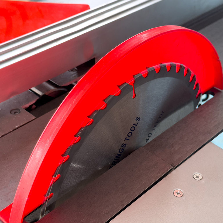 Комбинированный деревообрабатывающий станок Visprom CWM-200-3/220 (35220000)