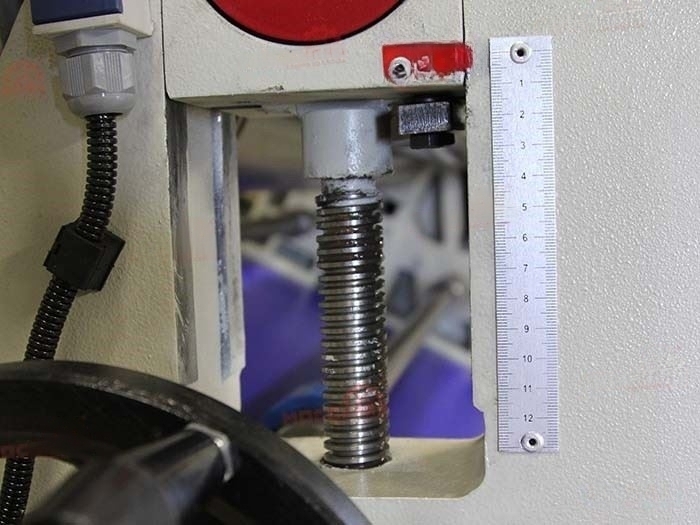 Электромеханические промышленные вальцы Bendmak CYL 140-12/5.5