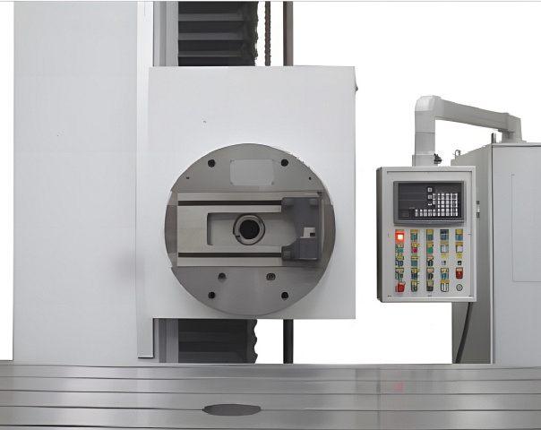 Универсальный горизонтально-расточный станок IRONMAC IH-130 NC