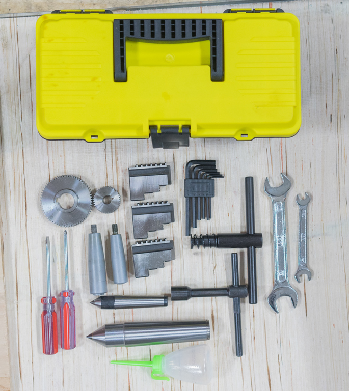 Станок токарный Stalex D280x600G