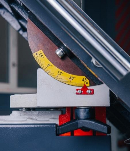 Ленточнопильный станок OSTERMANN BS 40