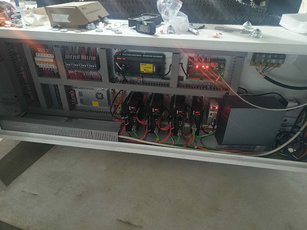 Станок лазерной резки для высокоскоростного раскроя листового металла INTERLASER A6 3000