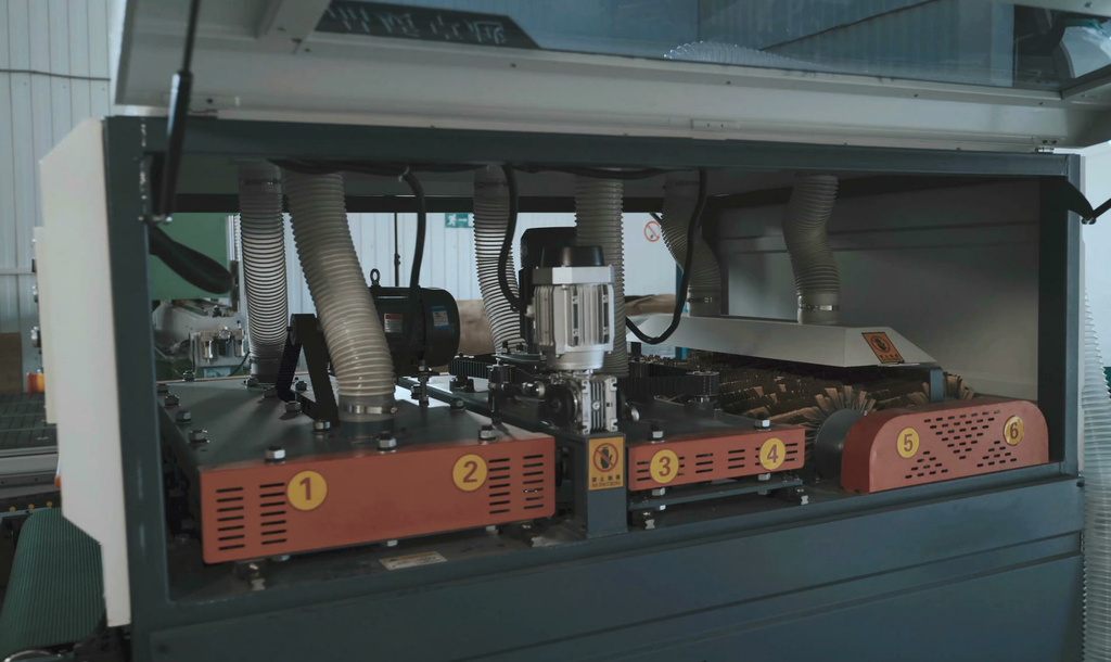 Рельефно-шлифовальный станок DELTAMACHINERY DM-RS1000-6