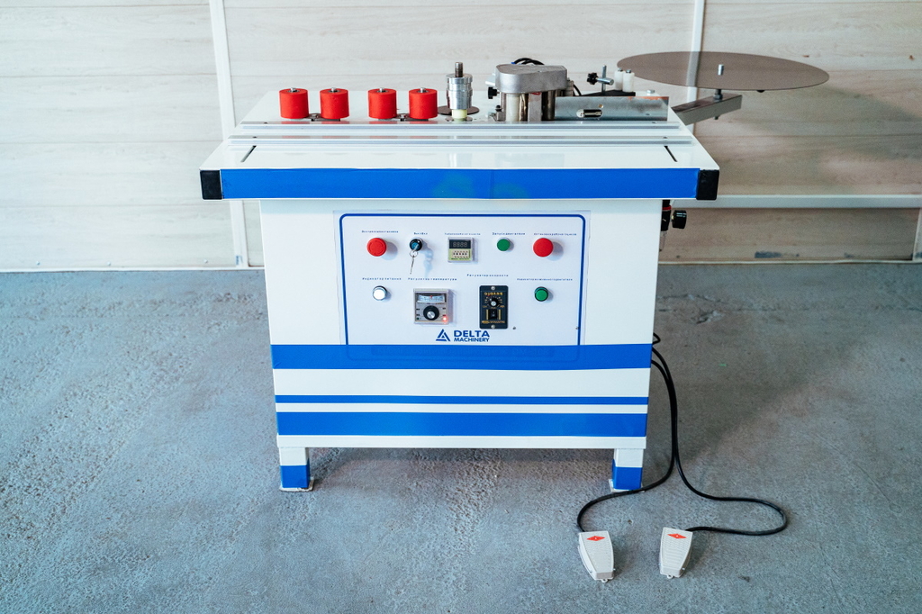 Кромкооблицовочный станок DELTAMACHINERY DM-108