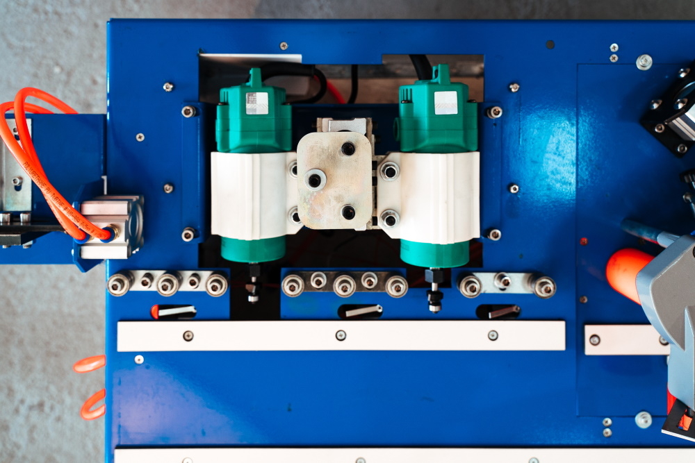 Кромкооблицовочный станок DELTAMACHINERY DM-107 Pro