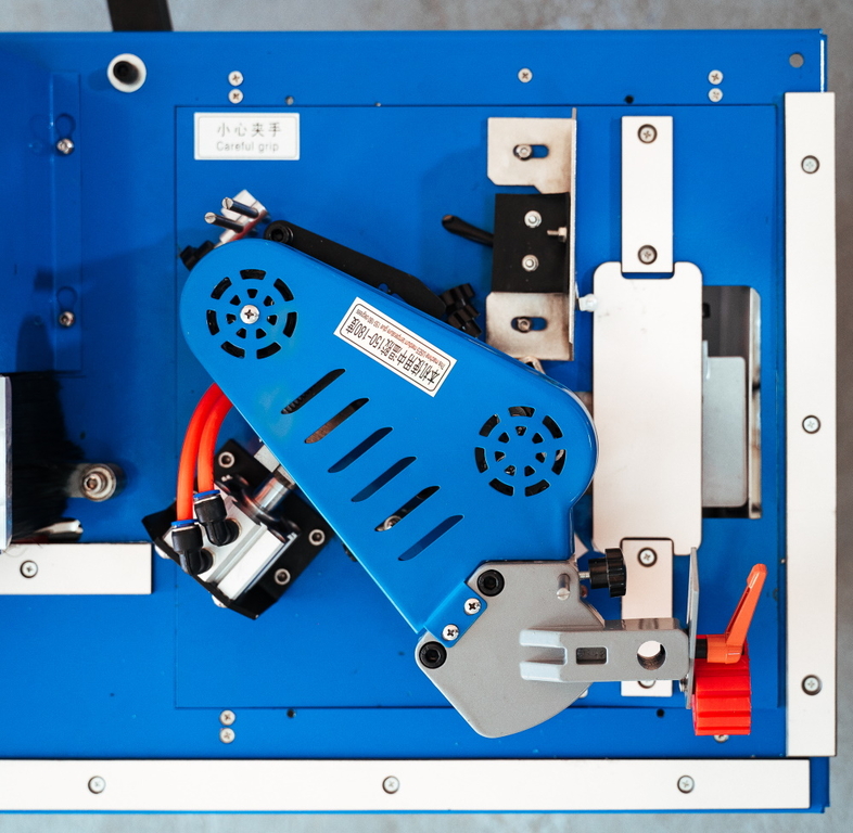 Кромкооблицовочный станок DELTAMACHINERY DM-107 Pro