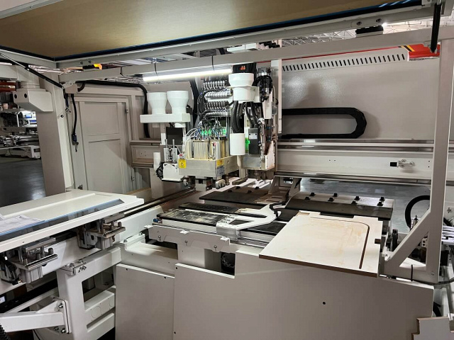 Сверлильно-присадочный центр с ЧПУ Nanxing NCB612TS