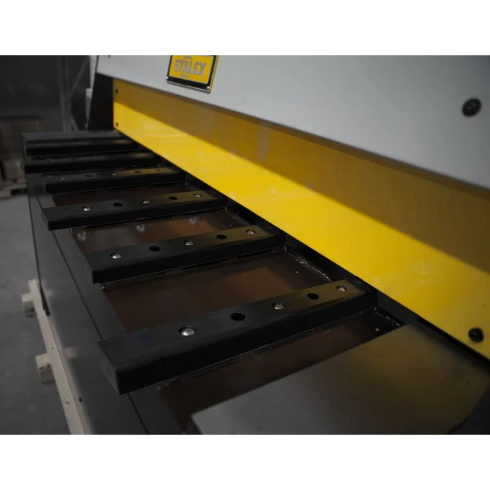 Гильотина электромеханическая STALEX Q11-2х2550NC (386104)