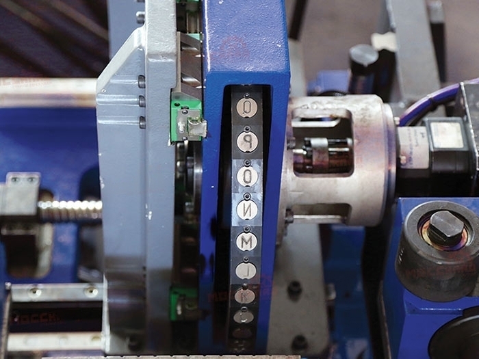 Сверлильная 10-осевая линия B3DL 1200 с ЧПУ