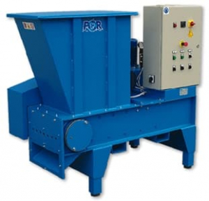 CASTORO - Дробилка древесных отходов (Размер загрузочного бункера 870x425 мм) POR, Италия