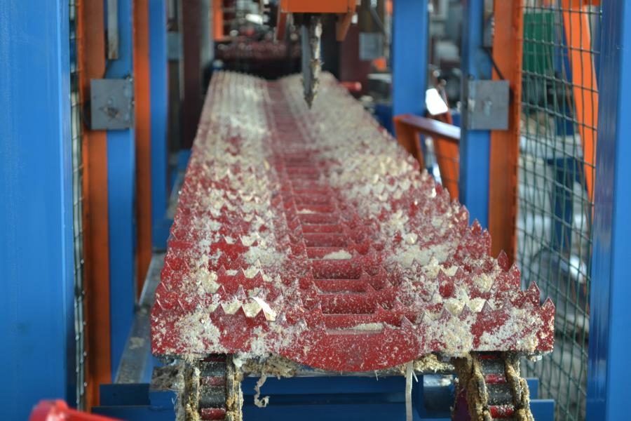 Станок дисковый двухвальный бревнопильный с гусеничной подачей СБГ-480