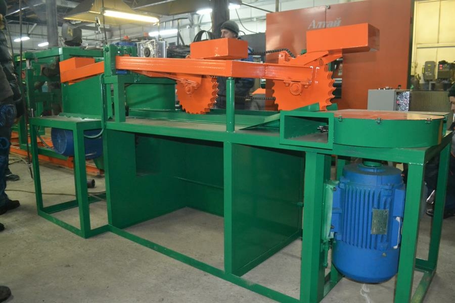 Станок для переработки горбыля Алтай ГП500М