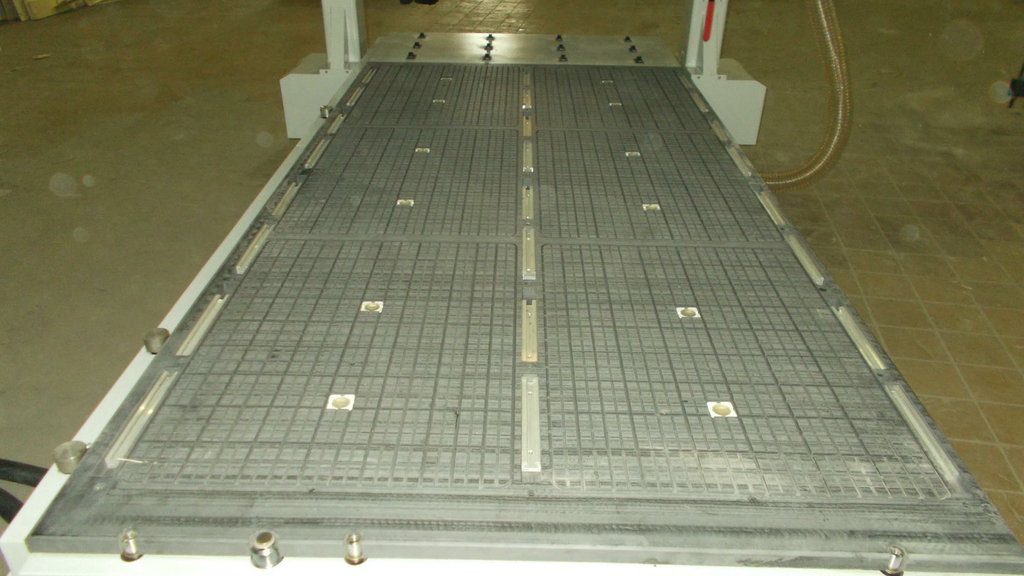 Фрезерный станок с чпу LTT-1813