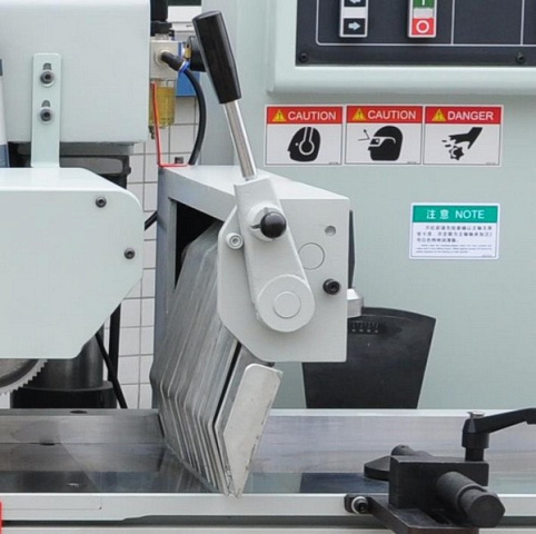 Двухсторонний продольно-фрезерный станок QUADRO 320SAW TARUKI