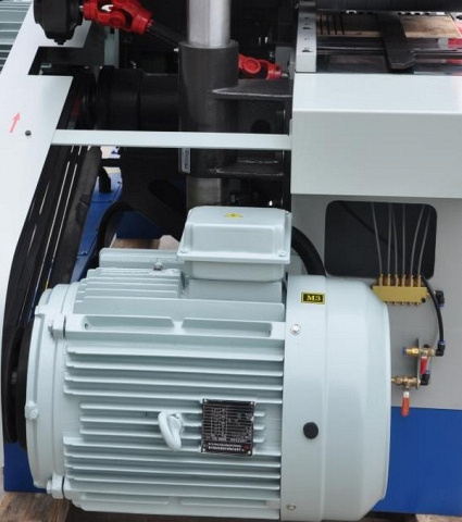 Двухсторонний продольно-фрезерный станок QUADRO 320SAW TARUKI