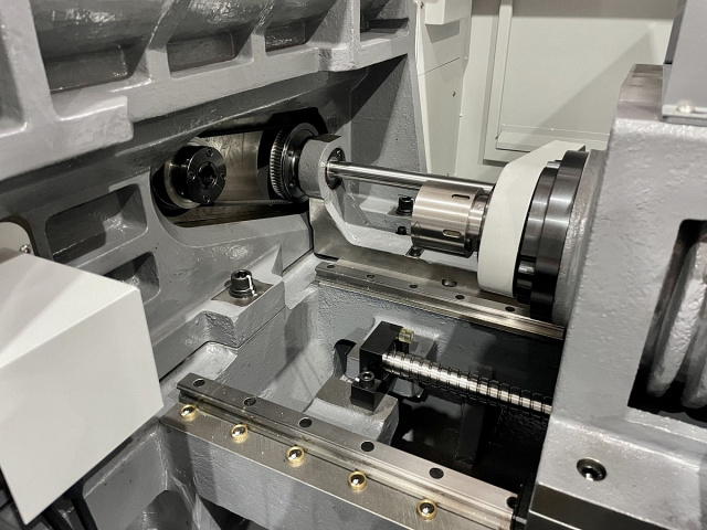 Автомат продольного точения TCM-32SII