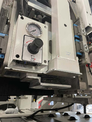 Сверлильно-присадочный центр с ЧПУ Nanxing NСB612DPL