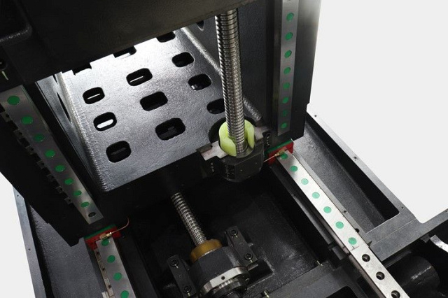 Горизонтально-фрезерный центр SPITZEN HMT-630