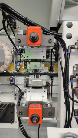 Автоматический кромкооблицовочный станок Nanxing NB6J