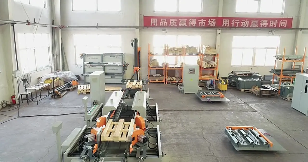 Полуавтоматическая линия сборки поддонов SF 500