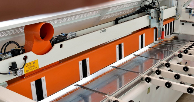 Раскроечный центр Nanxing NP-330FG