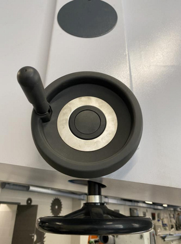 Ленточнопильный станок EcoWood BS 700 AUTO с подающим устройством