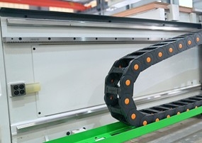 Универсальный обрабатывающий центр с ЧПУ HOLD HMG 4-300T